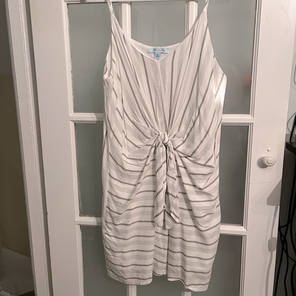 Womens she & sky tie front dress size lg - Picture 1 of 6